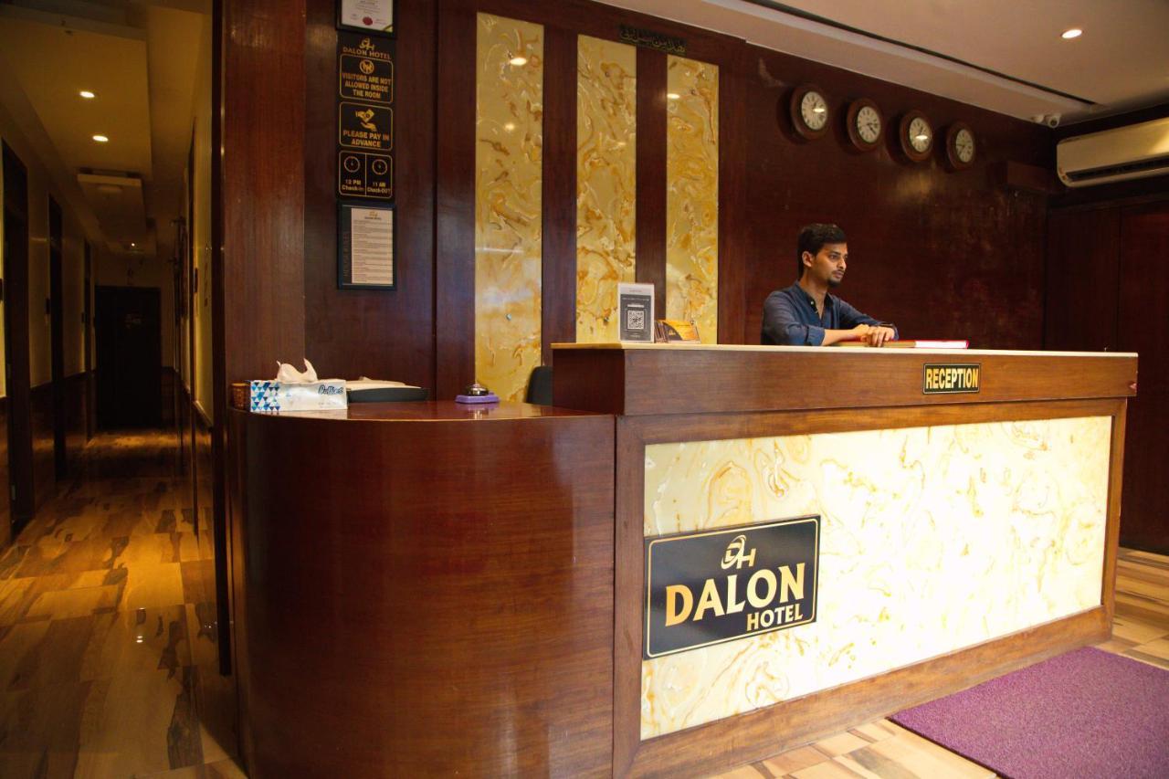 Hotel Dalon Bombay Esterno foto